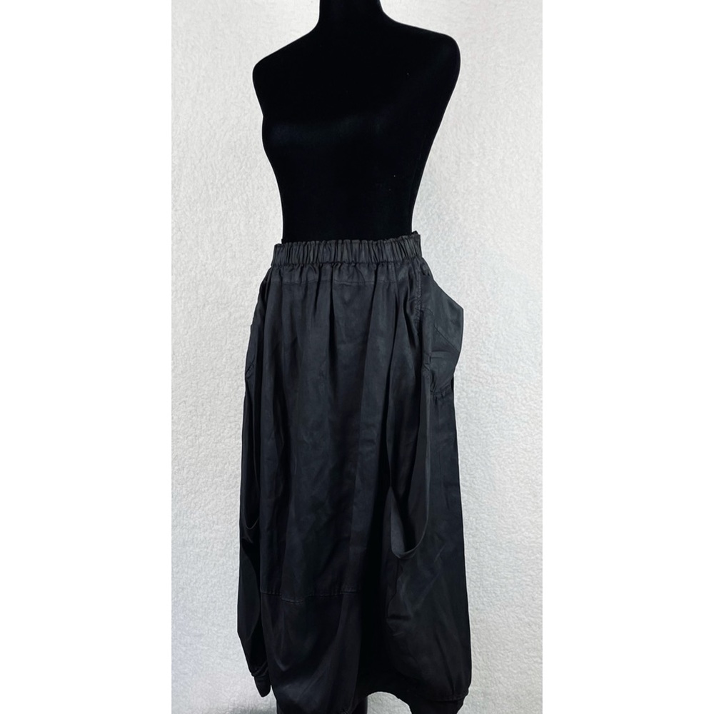 NELLY • Black High-Waisted Midi Skirt, M - Picture 2 of 16